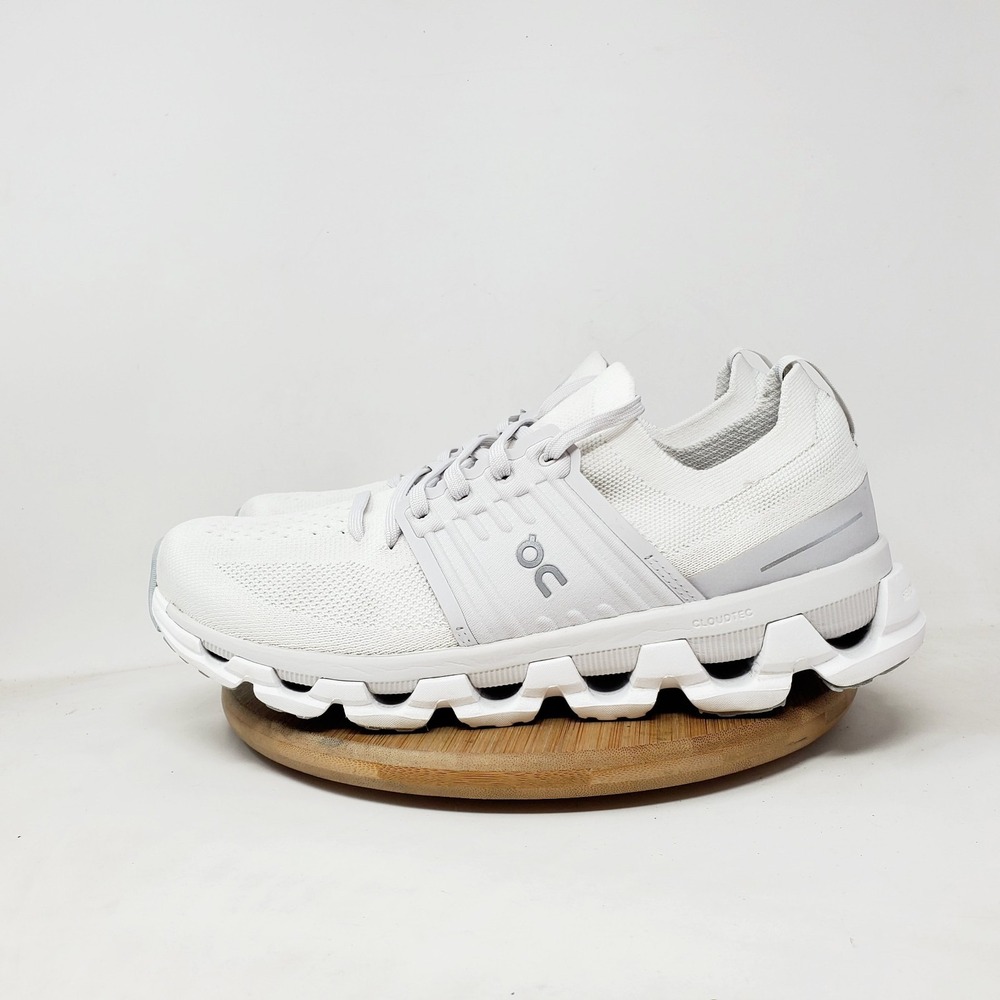 On Cloudswift Running Shoes Womens 9 White Gym Walking Cushion Sneaker